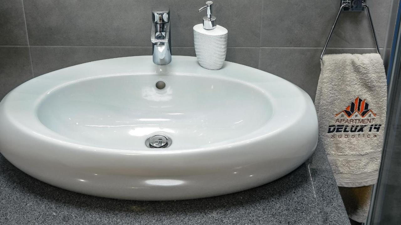 Apartment Delux 14 Subotica Luaran gambar